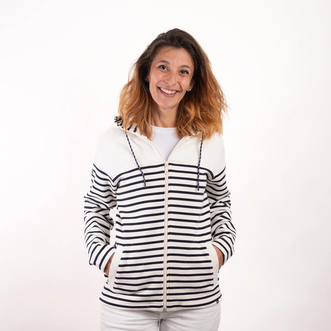 sweat-val-andre-ecru-marine-1